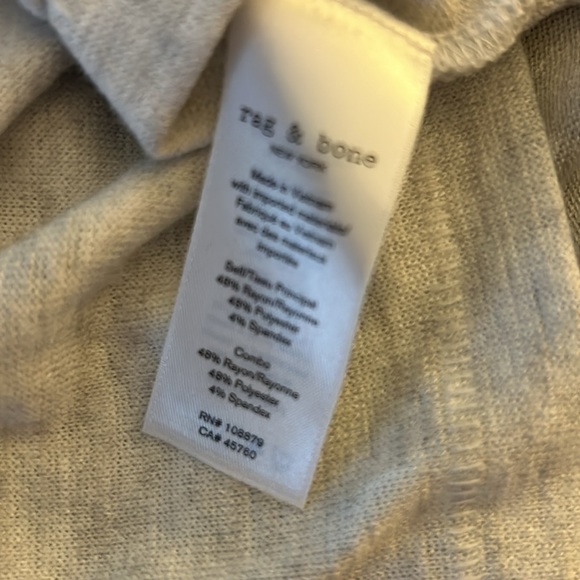 Rag and Bone size Large v-neck knit top short sleeve - Picture 4 of 4